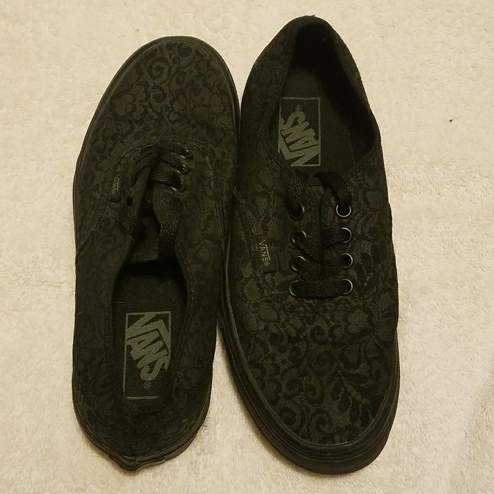 All black Van shoes